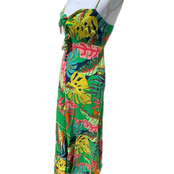 Olivaceous Floral Maxi Dress With Slit - Picture 3 of 12